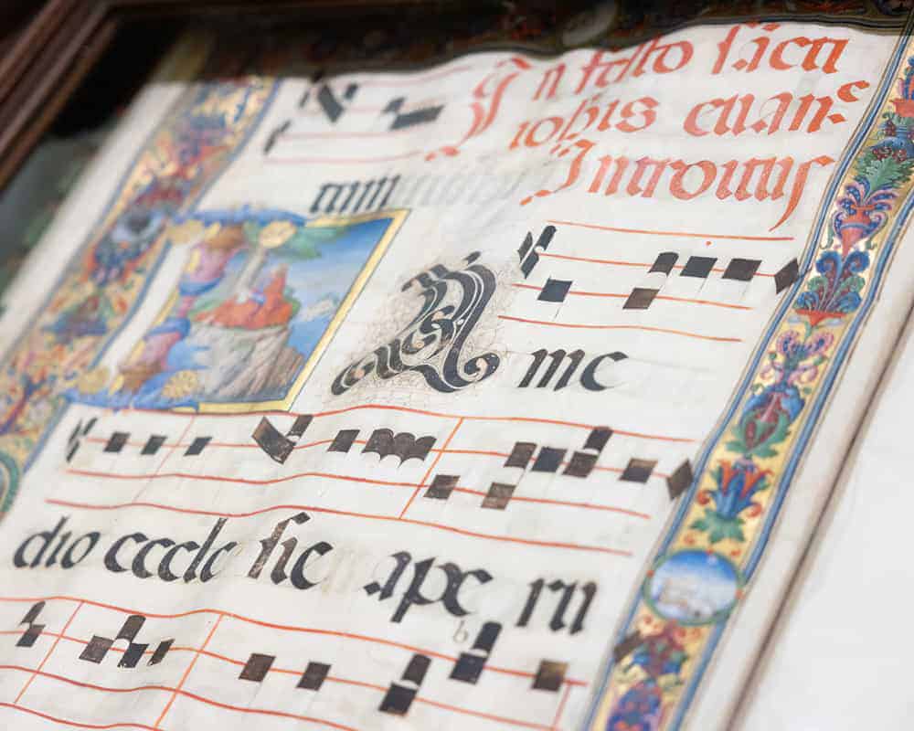 La tecnologia di IdeaHub al servizio dell’arte per la fruizione smart degli antichi libri liturgici